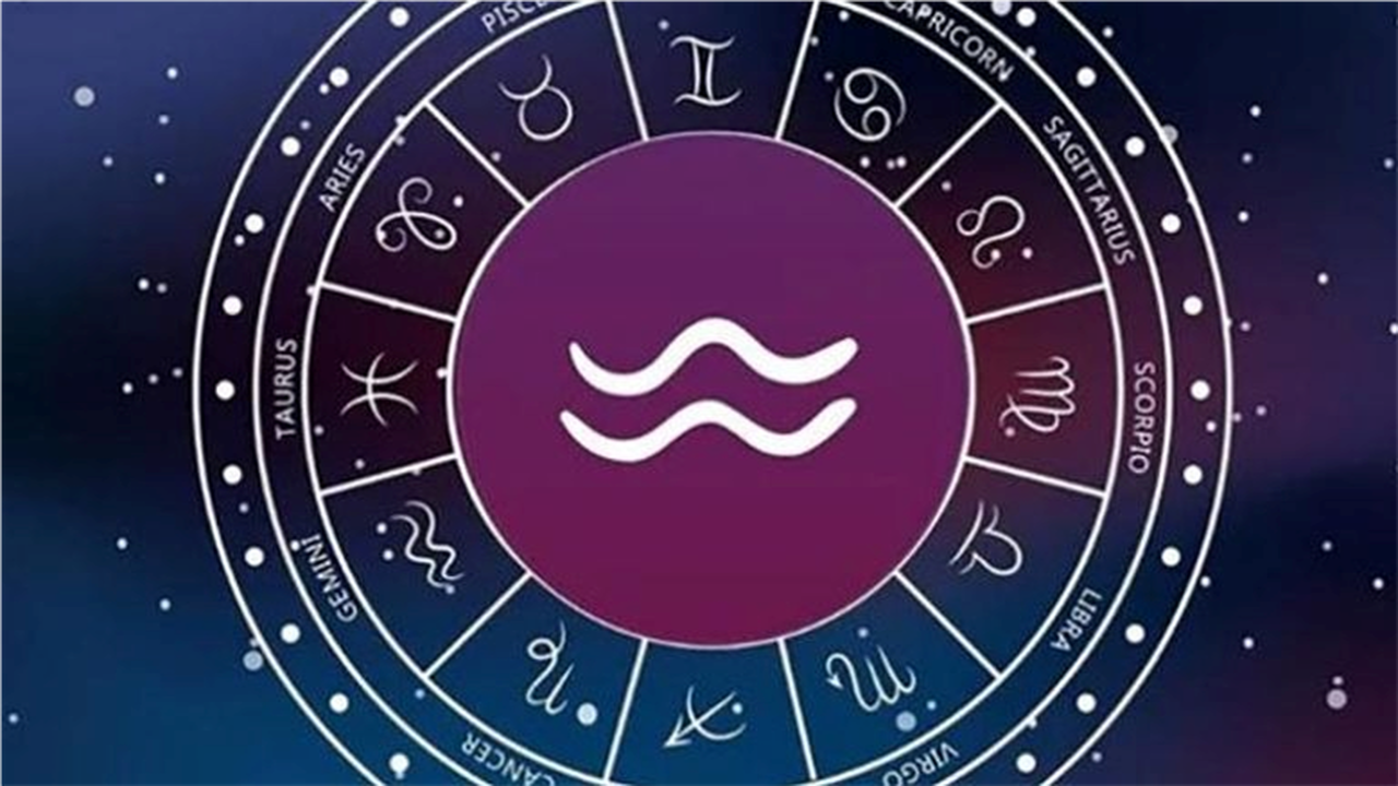 توقعات الفلك لمولود برج الدلو: فرص واعدة وأفكار مبتكرة في انتظارك اليوم